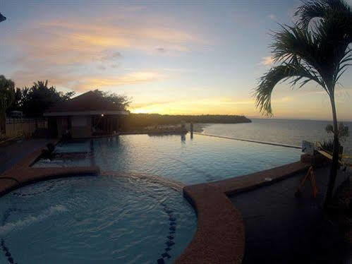 Santiago Bay Garden And Resort Luaran gambar