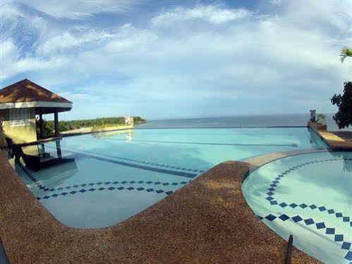 Santiago Bay Garden And Resort Luaran gambar